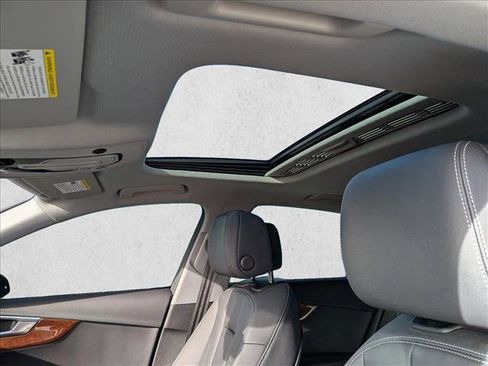 Used 2023 Audi A4 2.0T Premium w/ Convenience Package image 15