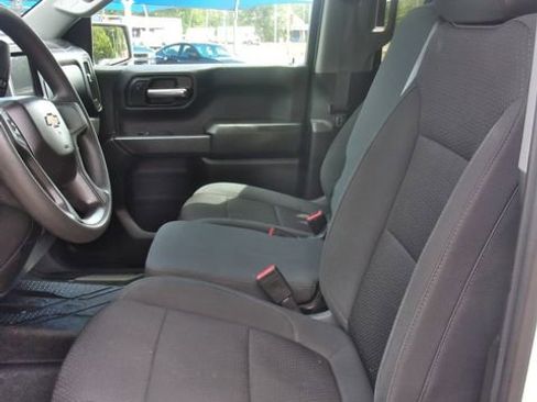 Used 2021 Chevrolet Silverado 1500 Custom AWD/4WD image 22