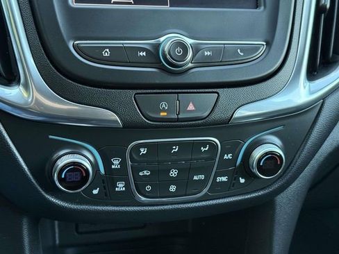 Certified 2024 Chevrolet Equinox LT AWD/4WD image 17