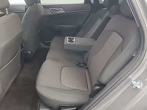 Used 2025 Kia Sportage LX AWD/4WD image 20
