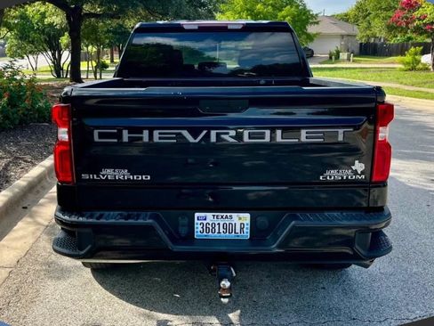 Used 2020 Chevrolet Silverado 1500 Custom w/ Custom Value Package RWD image 5