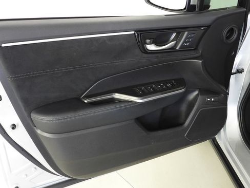Used 2019 Honda Clarity Touring image 11