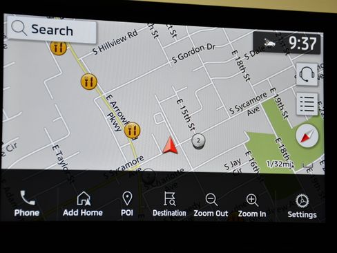 Used 2025 Mitsubishi Outlander SEL image 26