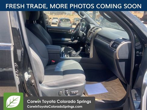 Used 2021 Lexus GX 460 Premium w/ Premium Package AWD/4WD image 10