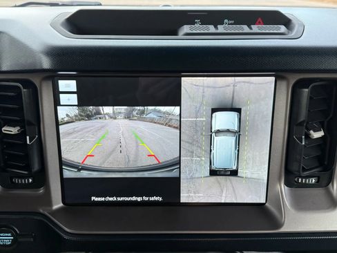 Used 2022 Ford Bronco Outer Banks image 19