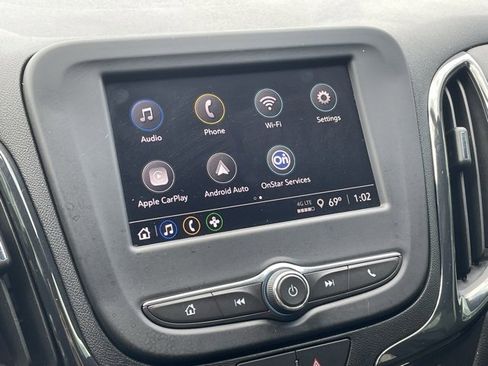 Certified 2023 Chevrolet Equinox RS image 3