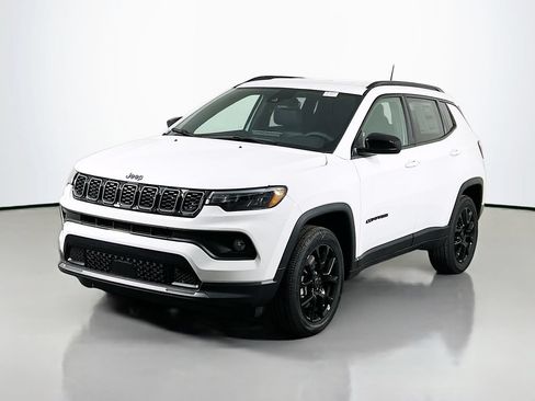 New 2026 Jeep Compass Latitude AWD/4WD image 3