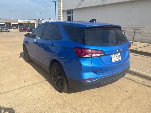 Used 2024 Chevrolet Equinox LS w/ Sport Edition FWD image 2
