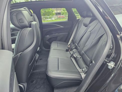 New 2026 Cadillac Lyriq Sport AWD/4WD image 16