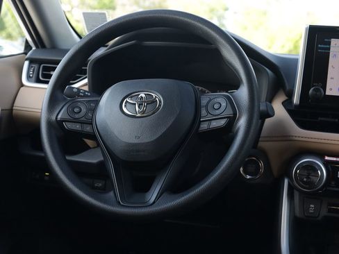 Used 2025 Toyota RAV4 XLE w/ Convenience Package image 6