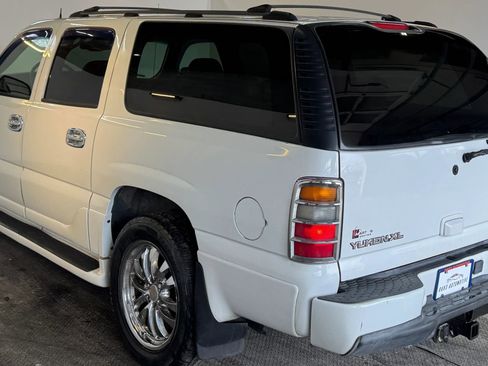 Used 2004 GMC Yukon XL Denali image 7
