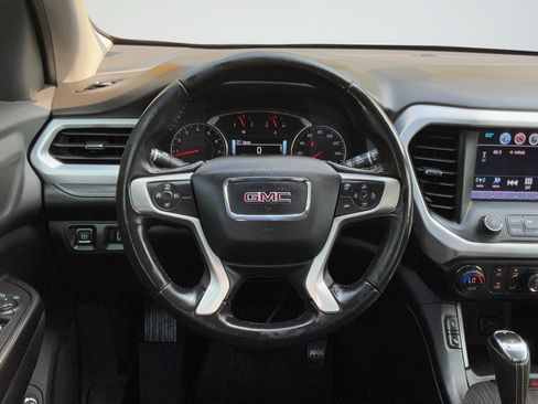 Certified 2019 GMC Acadia SLT FWD image 15