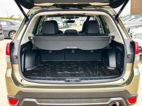 Used 2023 Subaru Forester Limited image 33