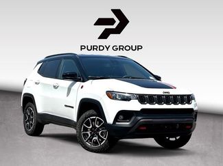 Used 2026 Jeep Compass Trailhawk AWD/4WD video 1