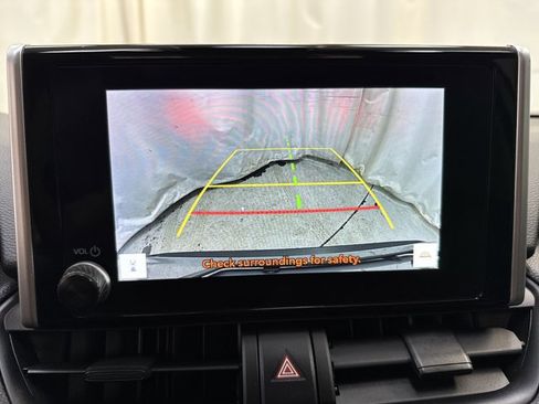 Used 2024 Toyota RAV4 XLE image 20