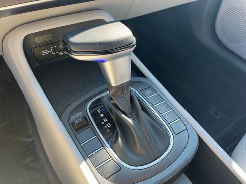 Used 2025 Hyundai Kona SEL image 35