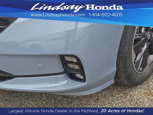 Used 2024 Honda Odyssey Elite image 3