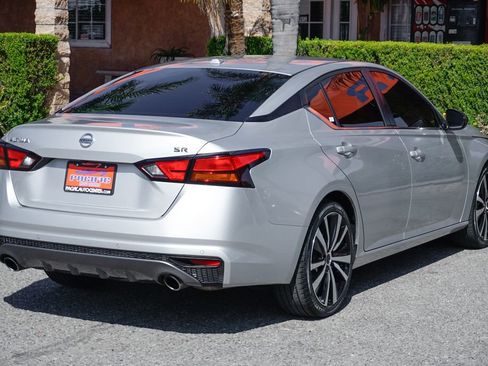 Used 2020 Nissan Altima 2.5 SR image 9