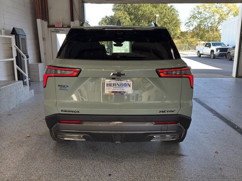 New 2026 Chevrolet Equinox ACTIV image 6