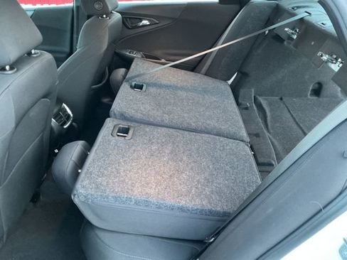 Used 2023 Chevrolet Malibu LT image 38