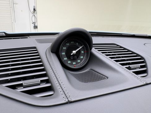 Used 2024 Porsche 911 GT3 RS RWD image 17