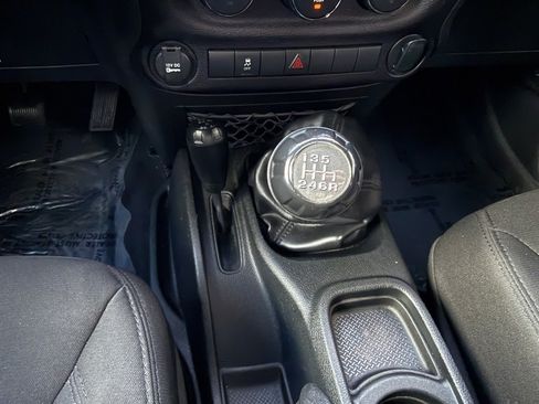 Used 2016 Jeep Wrangler Unlimited Sport AWD/4WD image 21