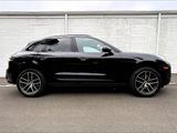 Certified 2025 Porsche Macan image 6
