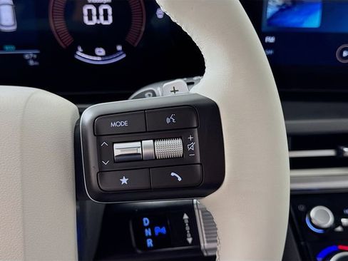 New 2026 Hyundai Santa Fe SE image 18