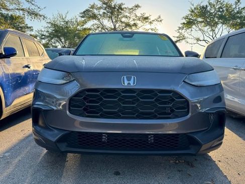 Used 2025 Honda HR-V LX image 9