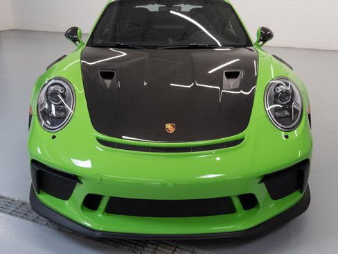 Used 2019 Porsche 911 GT3 RS RWD image 3
