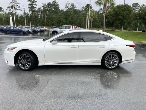 Used 2018 Lexus LS 500h w/ Luxury Package RWD image 2