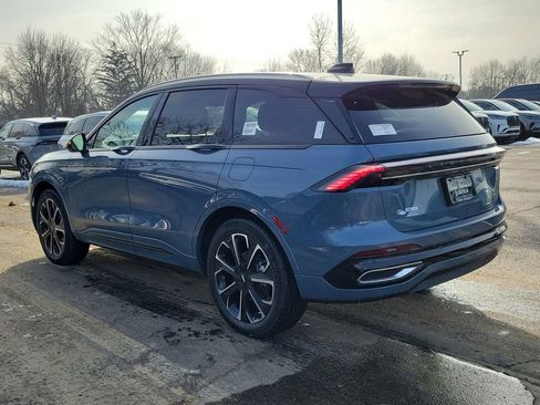 New 2026 Lincoln Nautilus Reserve image 6