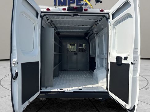 Used 2024 RAM ProMaster 2500 image 22