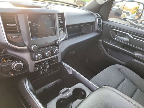 Used 2024 RAM 1500 Big Horn w/ Trailer Tow Group image 18