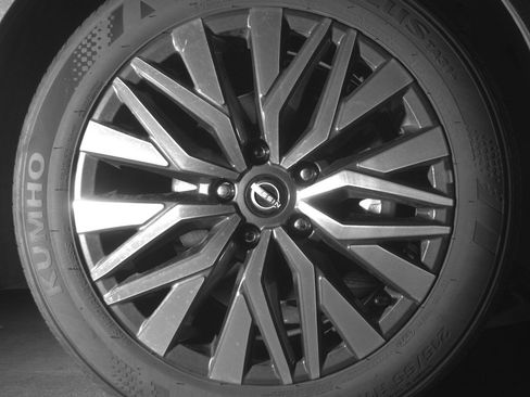 Used 2025 Nissan Altima 2.5 SV image 13