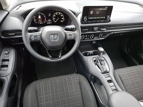 Certified 2024 Honda HR-V LX image 12