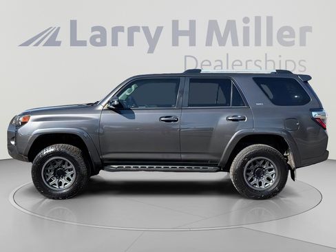 Used 2021 Toyota 4Runner SR5 Premium AWD/4WD image 3