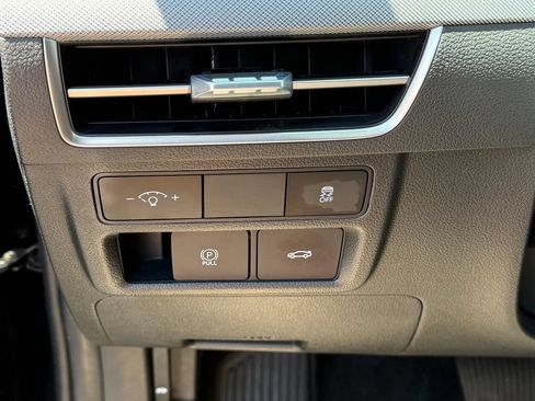 Used 2024 Hyundai Sonata SEL FWD image 11