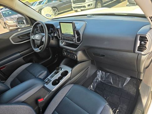 Used 2021 Ford Bronco Sport Outer Banks w/ Outer Banks Package image 30