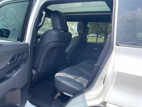 Used 2024 Lexus GX 550 w/ Accessory Package (Z1) AWD/4WD image 18
