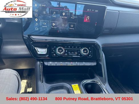 Used 2024 GMC Sierra 2500 AT4 w/ AT4 Premium Plus Package AWD/4WD image 19