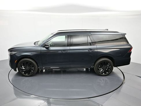 New 2026 Lincoln Navigator L Reserve w/ Jet Appearance Package AWD/4WD image 36
