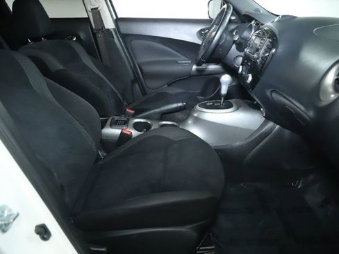 Used 2017 Nissan Juke SV image 31