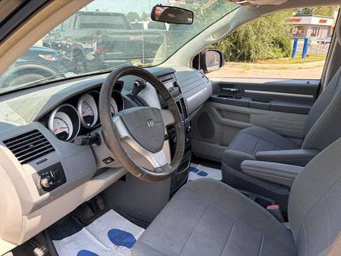 Used 2008 Dodge Grand Caravan SXT FWD image 11