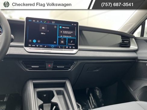 New 2025 Volkswagen Tiguan SE image 6