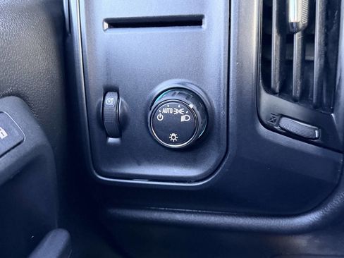 Used 2017 Chevrolet Silverado 1500 W/T w/ Trailering Package image 21