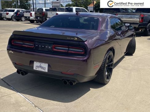 Used 2021 Dodge Challenger R/T Scat Pack w/ Dynamics Package RWD image 9