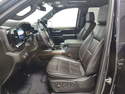 Used 2023 Chevrolet Silverado 1500 High Country w/ High Country Premium Package AWD/4WD image 20