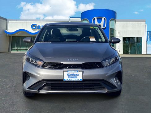 Used 2024 Kia Forte LXS image 2