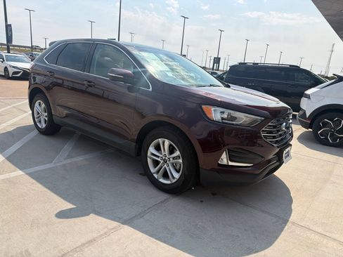 Used 2019 Ford Edge SEL w/ Equipment Group 201A FWD image 3